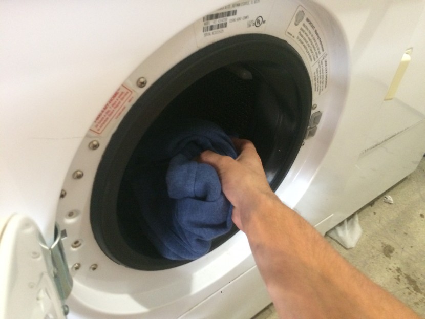 sweatpants mens - washing the amazon essentials fleece.