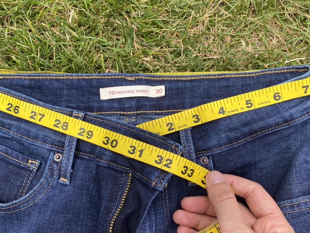 jeans womens - here we measure the waist size of each pair to get an objective...