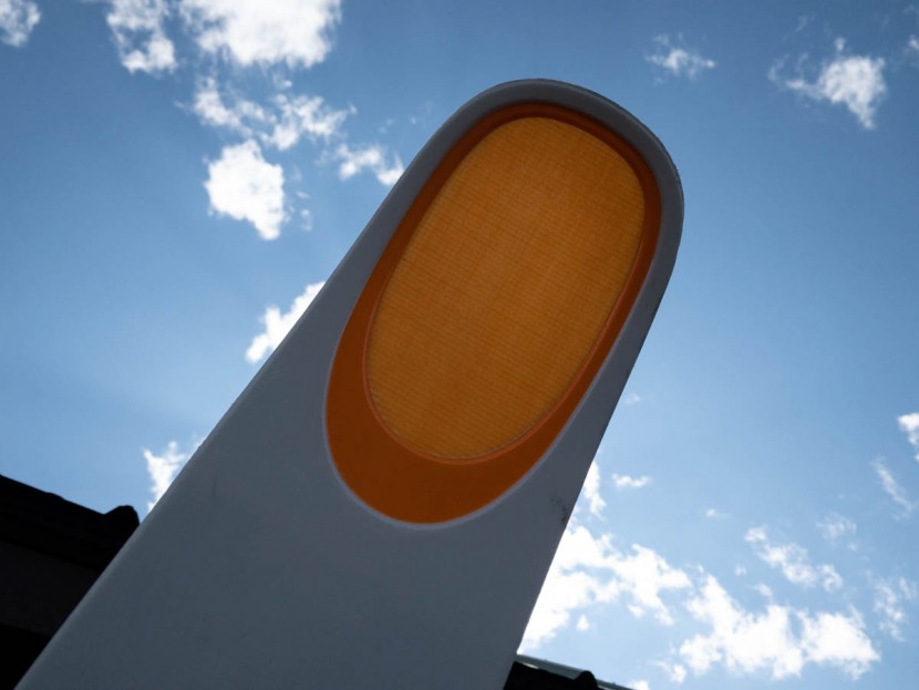 kastle tx 103 - kastle's distinctive tip "cut outs" are indeed made of different...