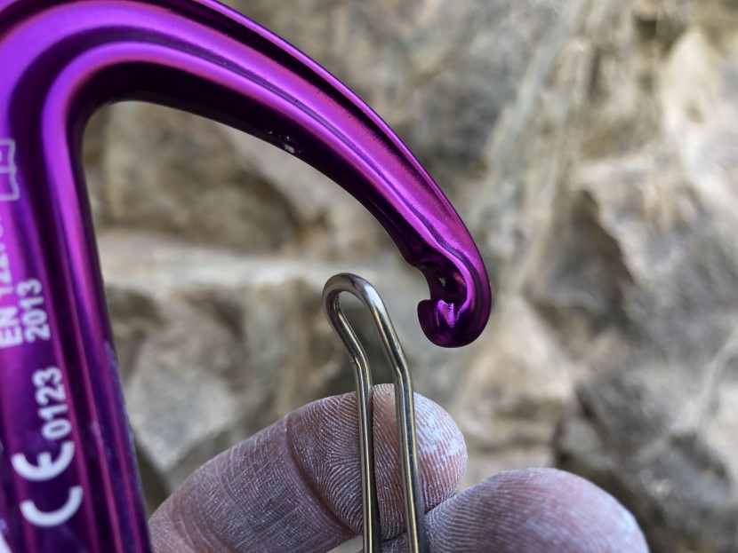 camp photon wire - as you can see, there is the classic hook and notch design in the...