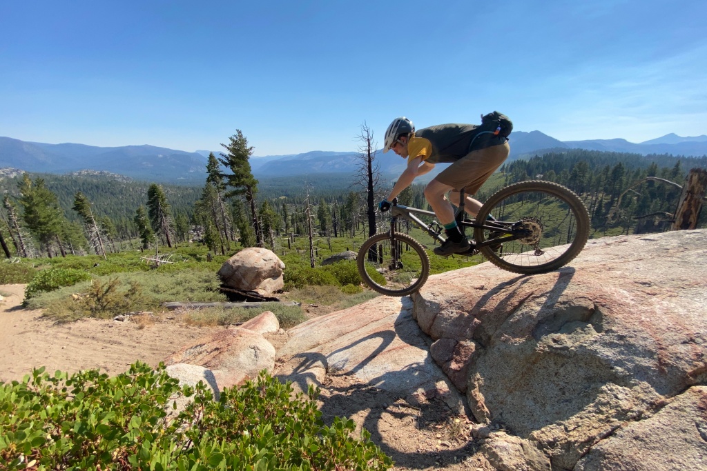 vittoria mazza - vittoria really surprised us with the mazza. this tire rivals the...