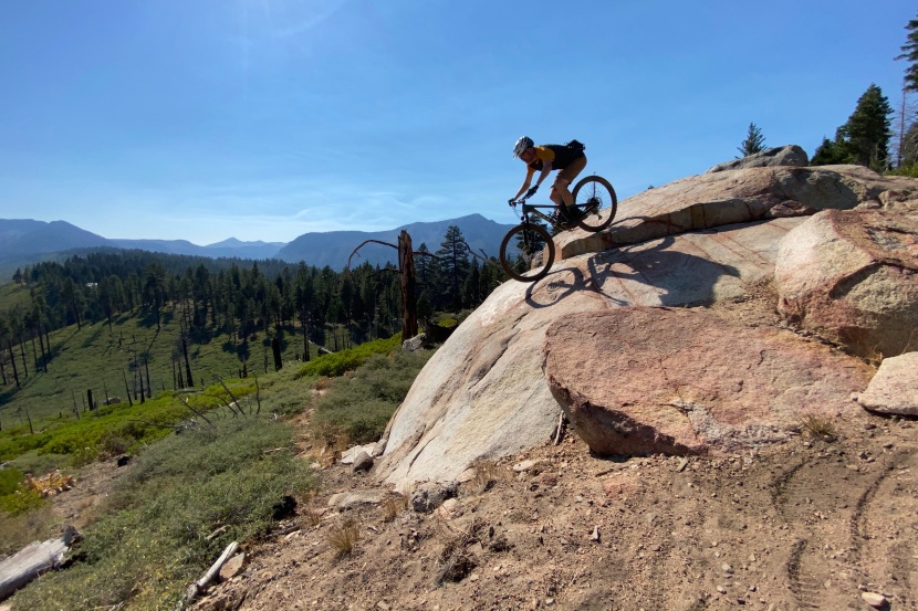 vittoria mazza - no lack of braking traction here. the tall, openly spaced tread...