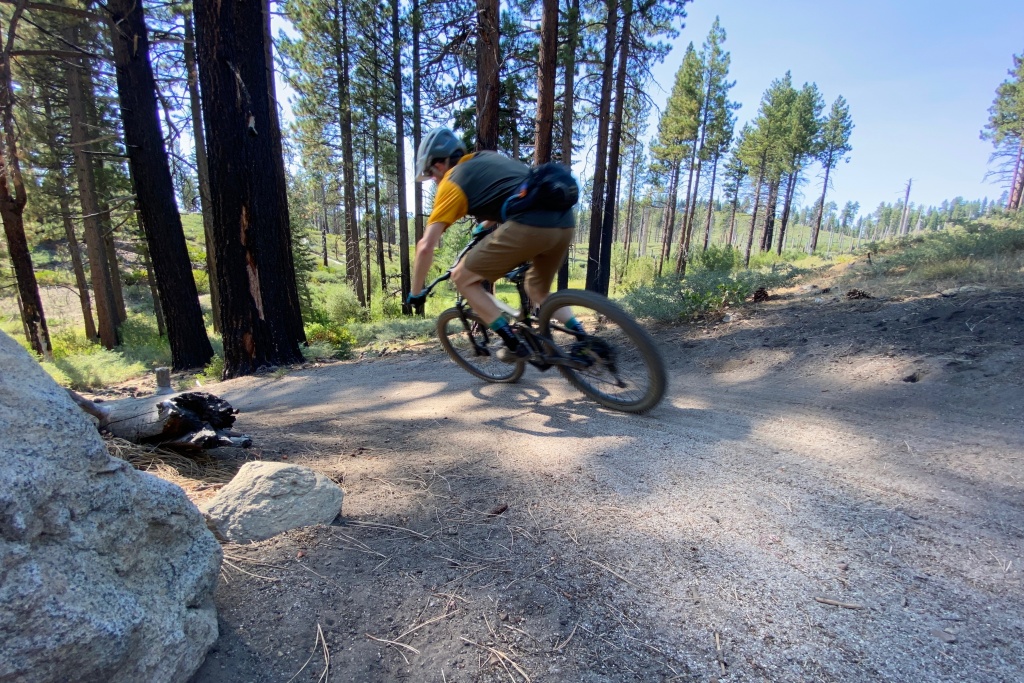 maxxis dissector - the dissector is a highly versatile and relatively fast-rolling tire...