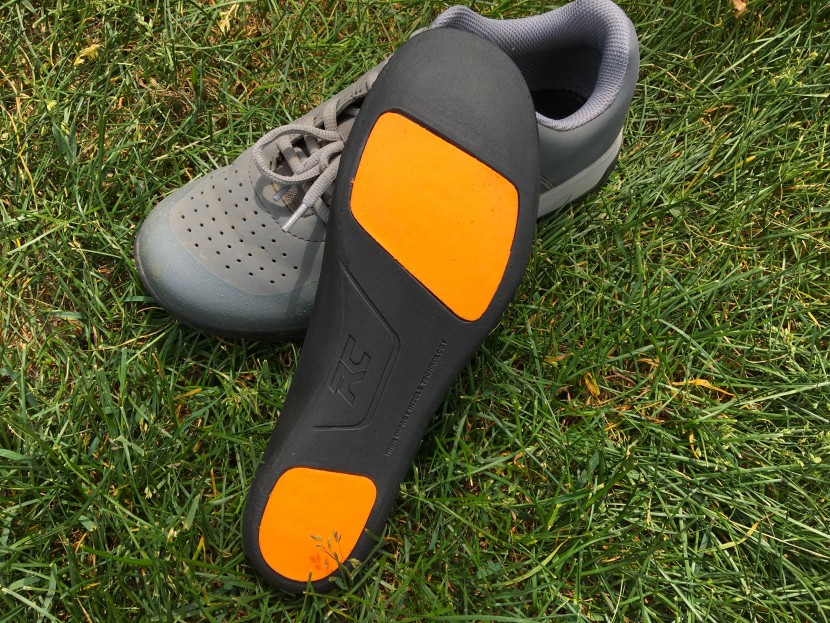 ride concepts hellion for women - here you can see the orange d30 impact protection embedded into the...