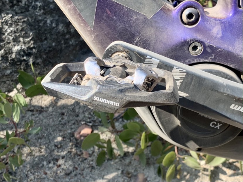 shimano me700 - they large fore and aft platform doesn't contribute to the pedals...