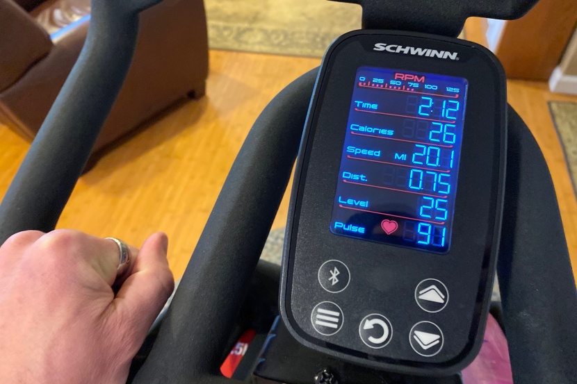 schwinn ic4 - the display is easy to read, and it shows lots of info at a glance.