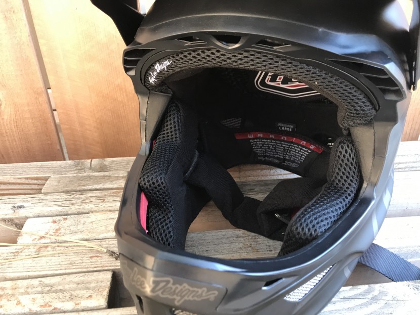 troy lee designs d3 fiberlite - with loads of padding, a fiberglass shell, and serious protection...