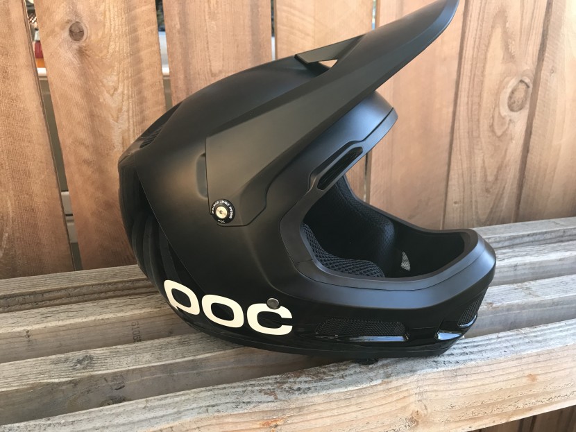 poc coron air spin - this lid offers serious levels of protection.