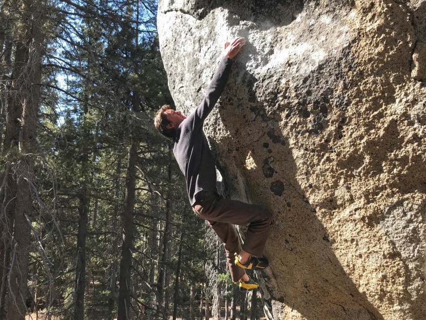 patagonia r1 air - the stretchy and breathable fabric makes the r1 air crew a great...