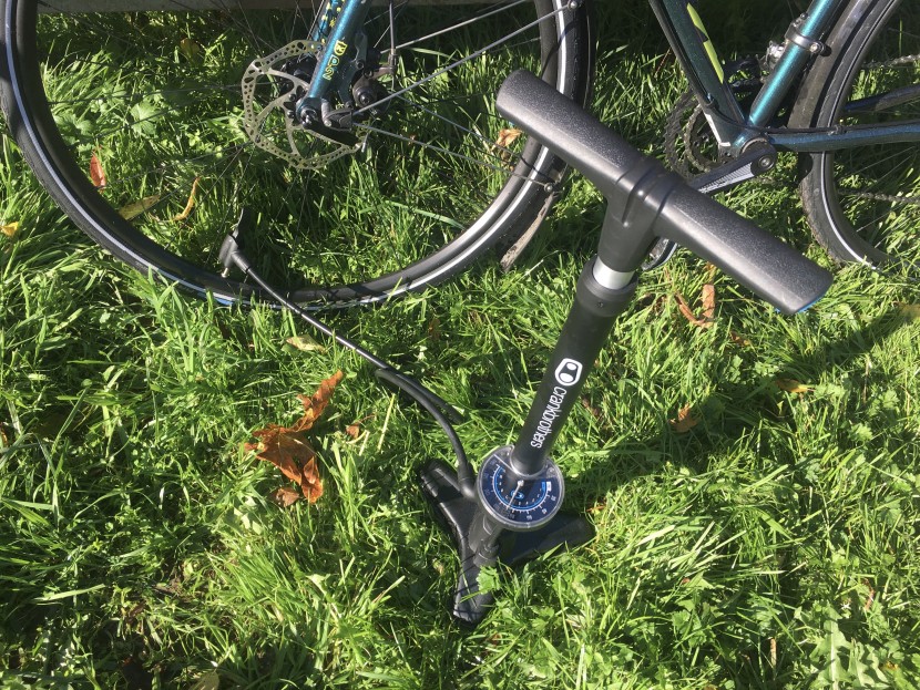 crankbrothers gem - the gem is so stable with its tripod base that it stands on its own...