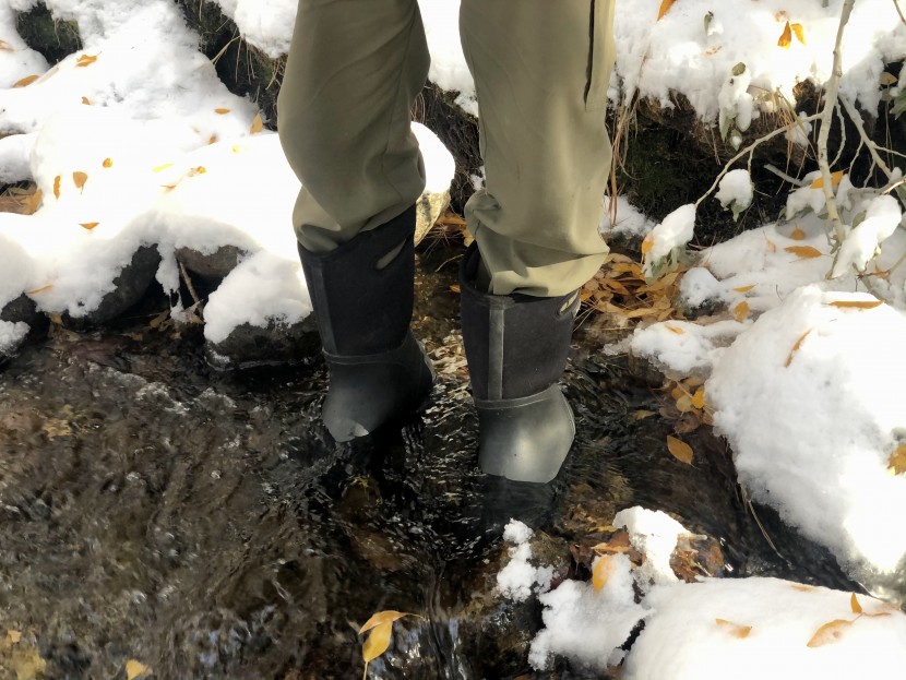 bogs bozeman tall - unless water or snow leaks in at the handle holes, which are 11.5...