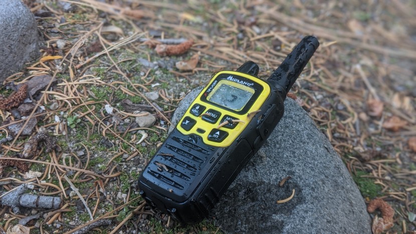 midland x-talker 36 - other than a little condensation in the display, the x-talker 36...