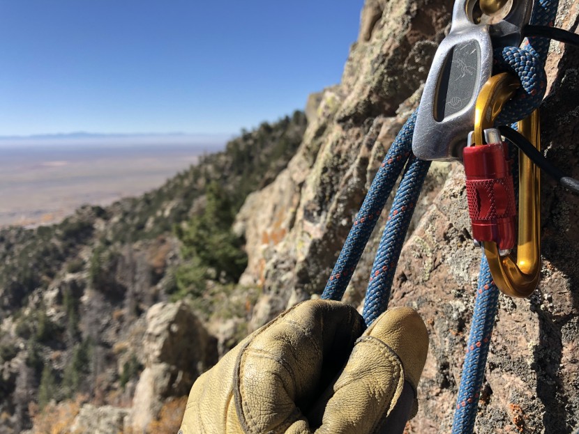 petzl sm'd twist-lock - using the sm'd as the second carabiner in an auto-block belay setup...