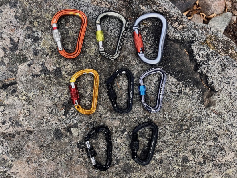 petzl sm'd twist-lock - the sm'd weighs 51 g, which is middle of the road. this photo shows...
