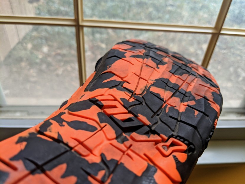 inov-8 bare-xf 210 v2 - the patented sticky rubber compound is indeed super sticky. but...