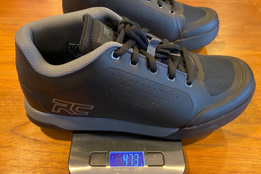 ride concepts powerline - there was a slight variance in weight between our two test shoes...