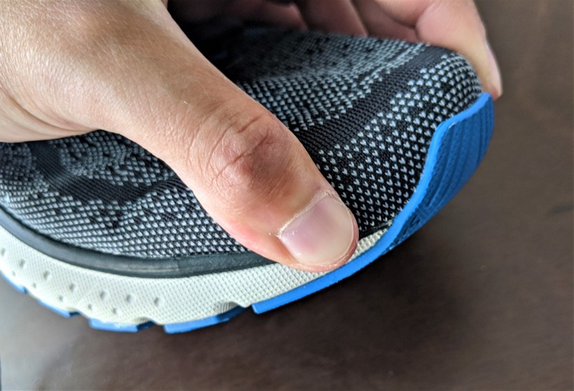 brooks glycerin 18 - the front of the shoe has a rigid insert to protect the toes and...