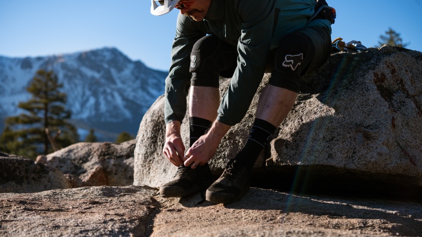 specialized 2fo roost flat - the lace closure tightens the shoe effectively over the midfoot and...