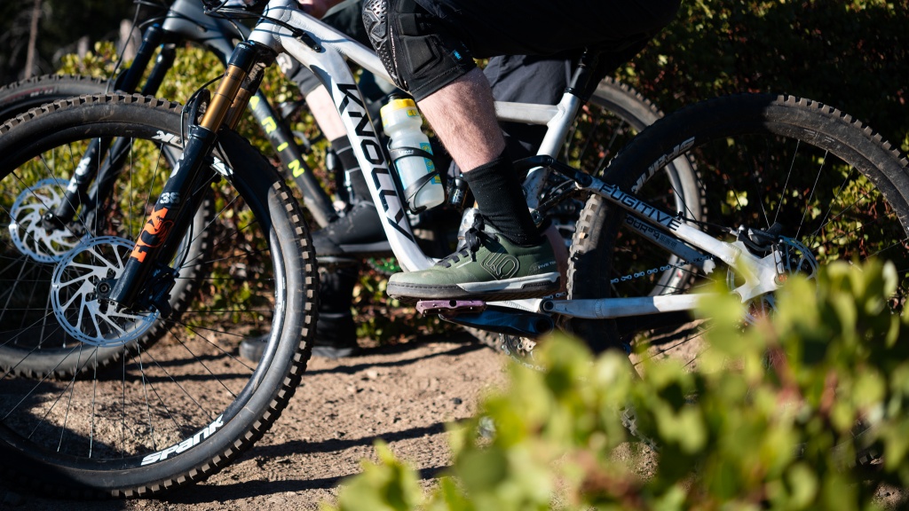 mountain bike flat shoes - there are lots of great flat pedal shoes on the market, and the list...