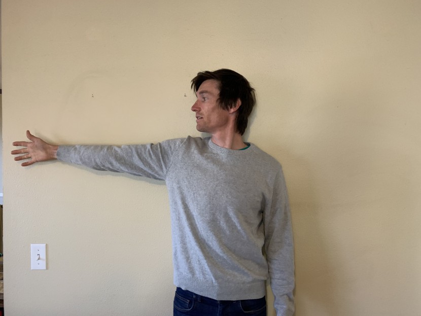 sweater mens - the amazon essentials crew neck runs small.