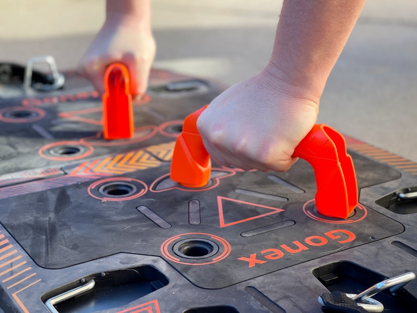 portable home gym - top-facing anchors and the most diversity of possible components...