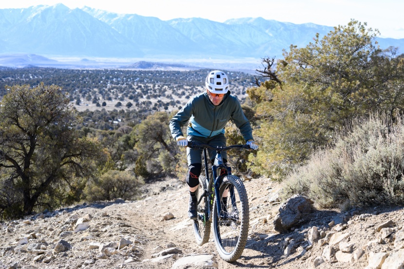 alpinestars paragon plus knee protector - these pads are designed for healthy amounts of pedaling. although...