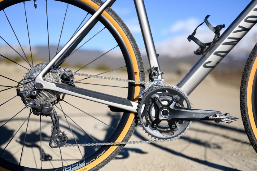 canyon grail cf sl 7 - the 2 x 11-speed shimano grx drivetrain works great and provides...