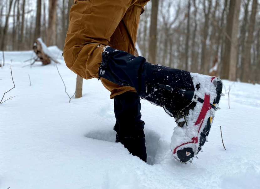 black diamond apex gtx - this full-length gaiter is for cold weather and snow.