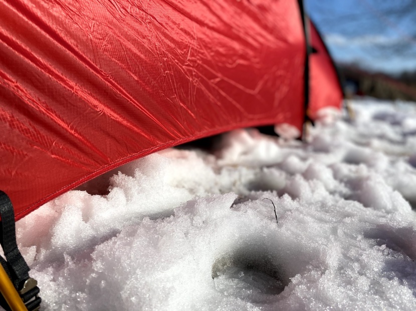 hilleberg anjan 2 gt - the fly hugs the ground to limit interior exposure to wind and rain.