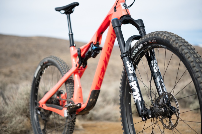 the elite build we tested comes with a stout fox 36 performance...