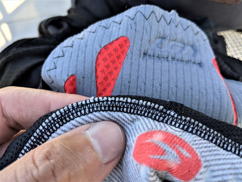 sugoi rs century zap bib - while we didn't have any issues, you can see the edge of the sugois'...