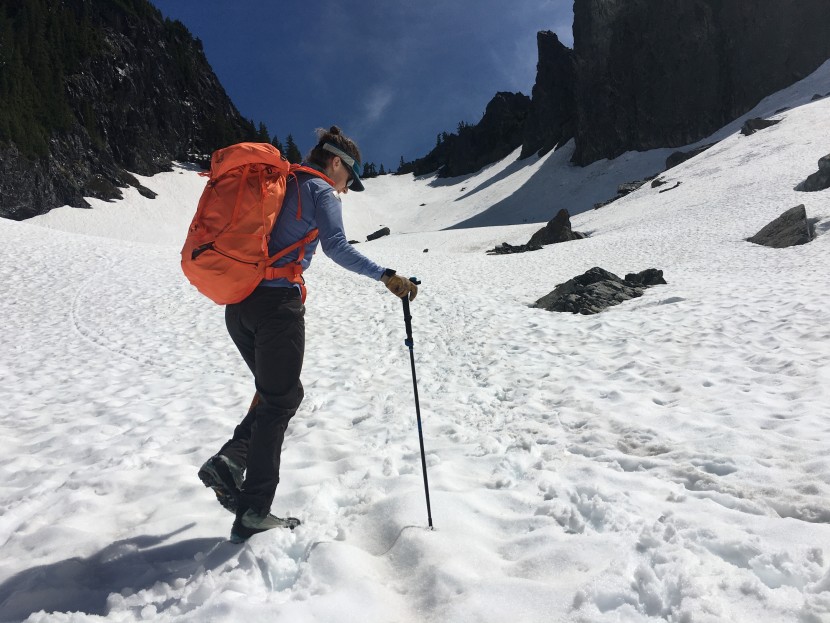 gregory alpinisto lt 38 - the gregory alpinisto lt 38 rests flush against your back for...