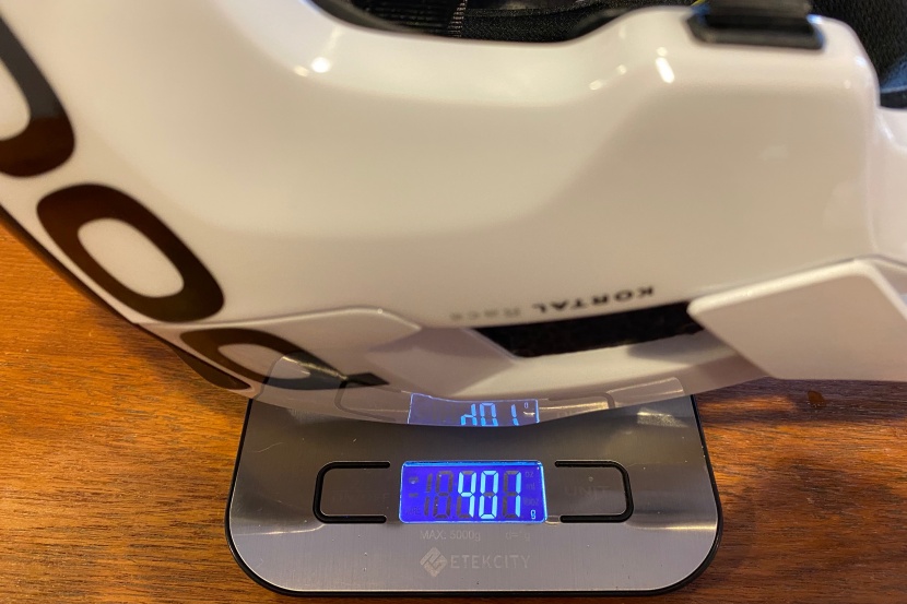 our size m/l helmet weighed 401-grams. not the lightest, but pretty...