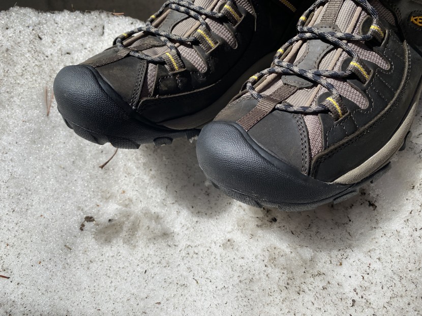 keen targhee ii mid - molded rubber toe bumpers improve comfort when hiking on rocky trails.