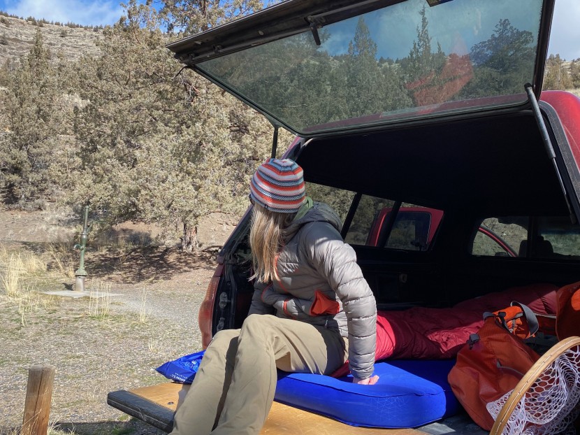 sea to summit comfort deluxe si - warm, comfortable, and set up is a piece of cake.