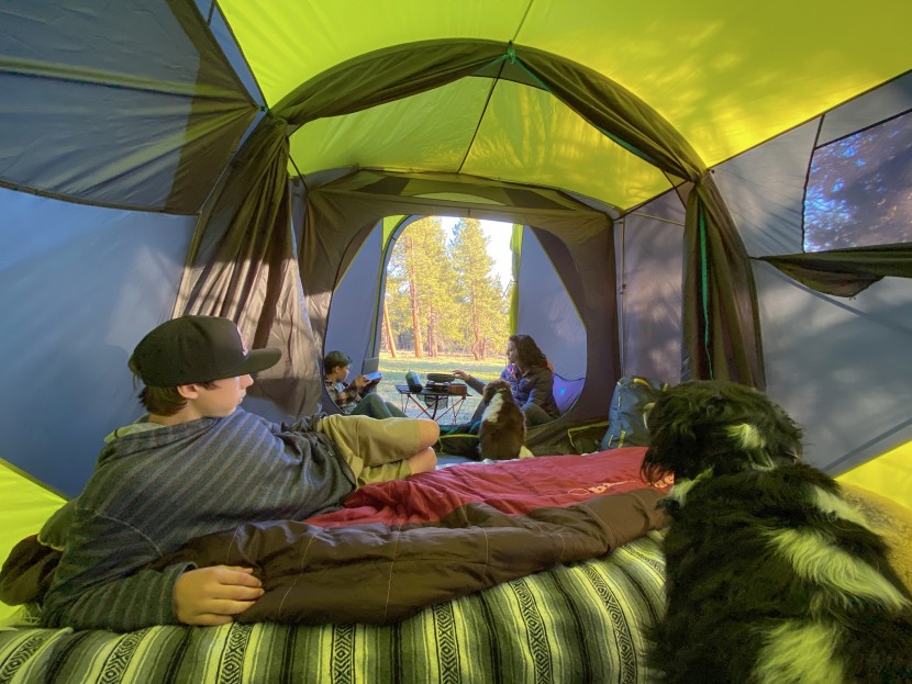 nemo wagontop 6 - the massive four-section interior of the wagontop 6.