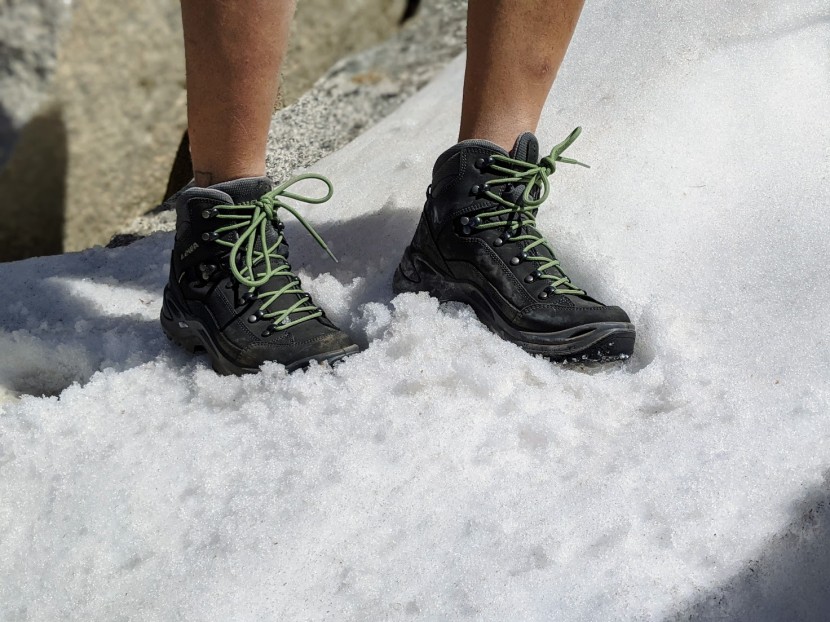 lowa renegade gtx mid for women - a boot that is perfect for spring conditions - the renegade keeps...