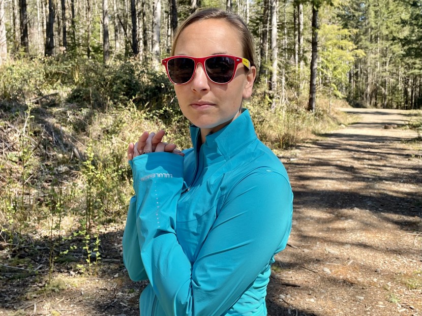 running jacket womens - we can be very particular about how jackets touch us. lucky for us...