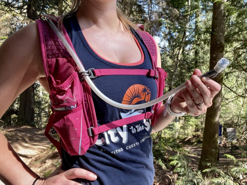 nathan trailmix 7l for women - we found the hose to be a bit too long but it's easy enough to tuck...