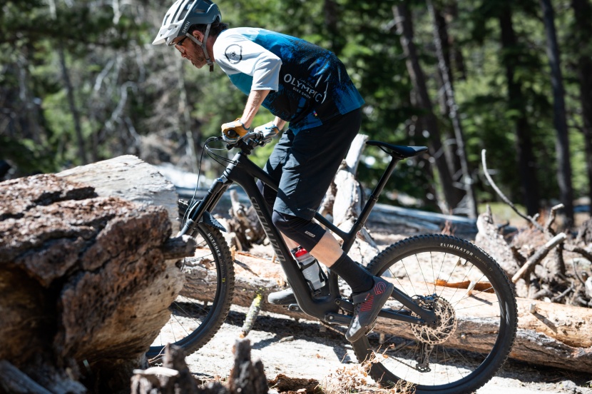 specialized stumpjumper evo comp - seated or out of the saddle, the fsr platform feels supportive and...