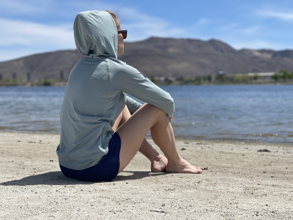 black diamond alpenglow hoody for women - we love how we feel wearing the super cozy alpenglow hoody.