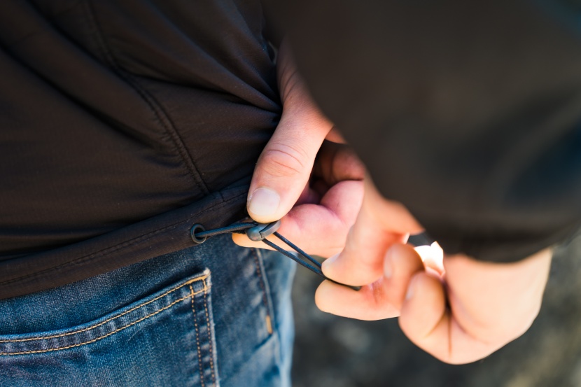 outdoor research refuge air hoody - hem cinches can be a nice feature for sealing in the warmth, but...