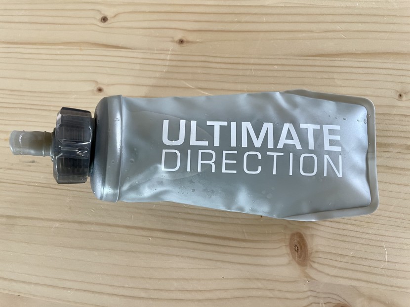 ultimate direction halo for women - ultimate direction does make some of the best soft flasks we've had...