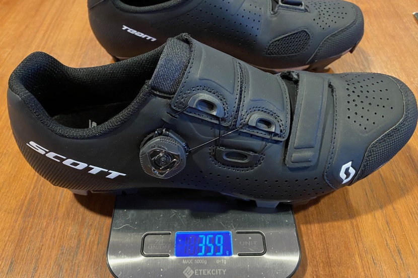 scott mtb team boa - these shoes are impressively lightweight for a size eu 44.