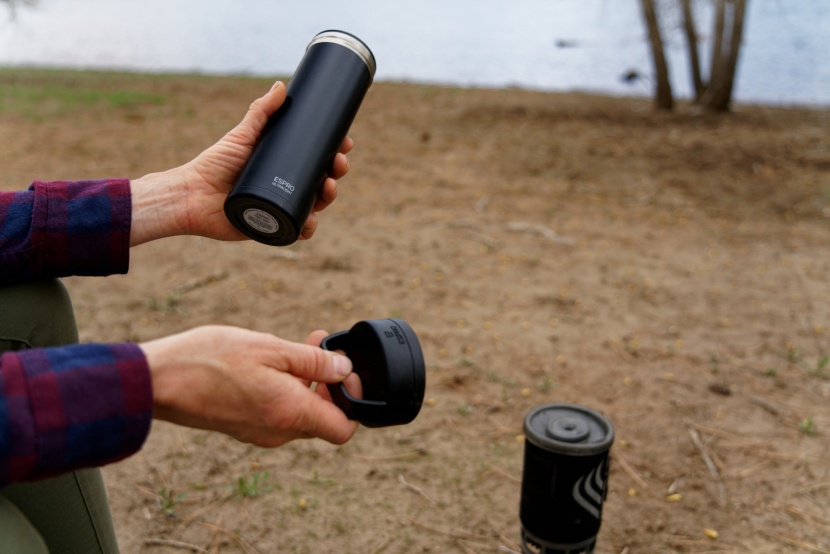 espro ultralight travel press - the espro ultralight is rather trim and decently lightweight...