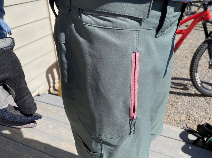 flylow gear eleanor shorts - there are two zippered pockets that are big enough to hold snacks...