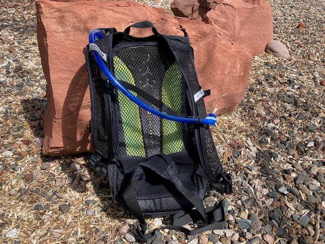 camelbak m.u.l.e. pro 14 - here you can see the back panel's structure that provides very good...