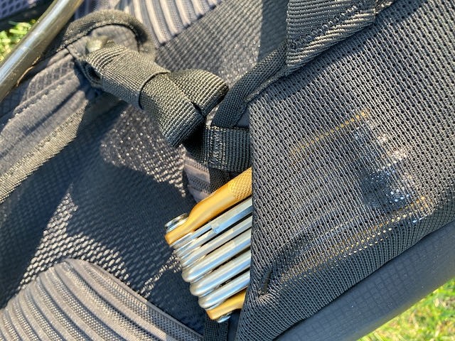 evoc ride 12l - the easy to access hip belt pocket is great for multitools and snacks.