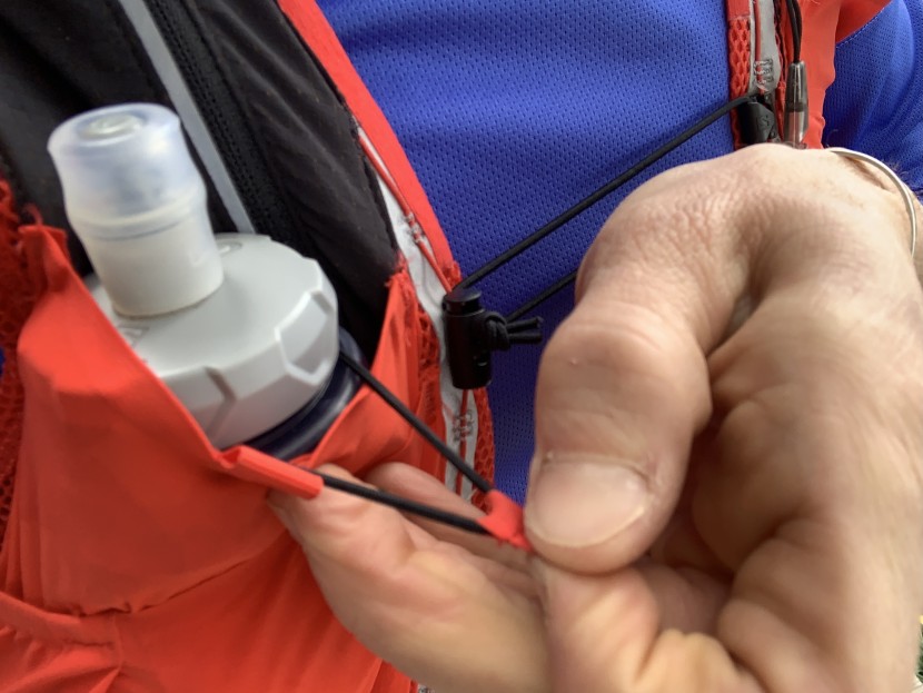 salomon s/lab sense ultra 8 set - from the harder bullet shaped bottom to the upgraded easy-thread top...