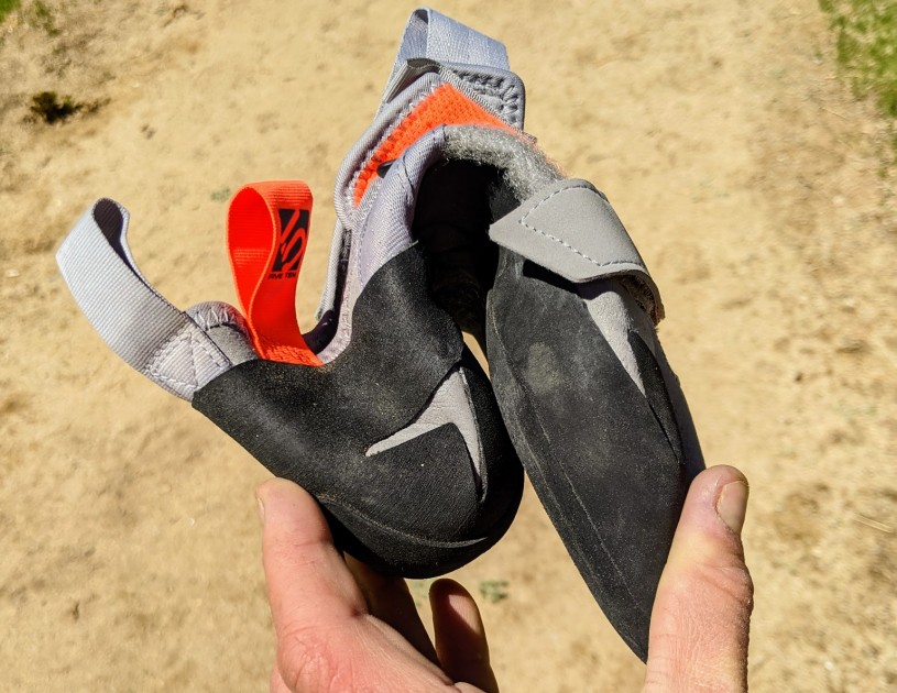 five ten kirigami for women - shown above is the kirigami's lack of stiffness. this is a soft shoe...